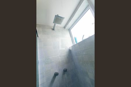 Banheiro Social de apartamento à venda com 1 quarto, 45m² em Juvevê, Curitiba