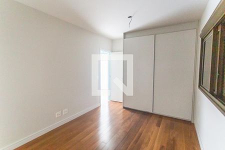 Apartamento para alugar com 118m², 3 quartos e 3 vagas Apartamento para alugar com 118m², 3 quartos e 3 vagasSuíte