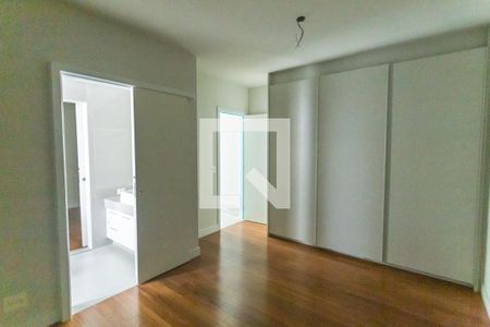 Apartamento para alugar com 118m², 3 quartos e 3 vagas Apartamento para alugar com 118m², 3 quartos e 3 vagasSemi-Suíte 1
