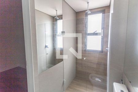 Apartamento para alugar com 118m², 3 quartos e 3 vagas Apartamento para alugar com 118m², 3 quartos e 3 vagasBanheiro da Semi-Suíte 1 e 2
