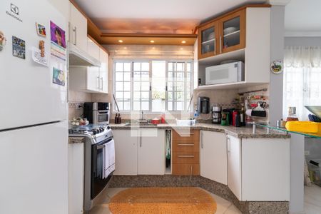 Casa à venda com 240m², 3 quartos e 2 vagasCozinha