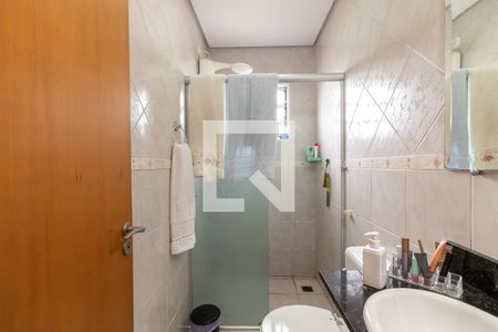 Casa à venda com 240m², 3 quartos e 2 vagasBanheiro 3