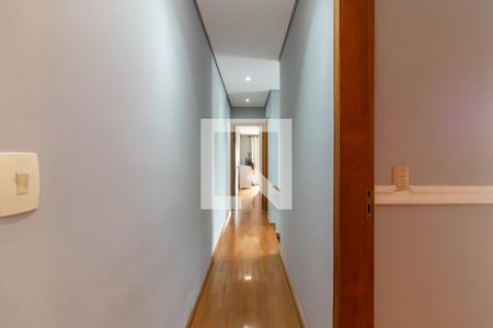 Casa à venda com 240m², 3 quartos e 2 vagasCorredor dos Quartos