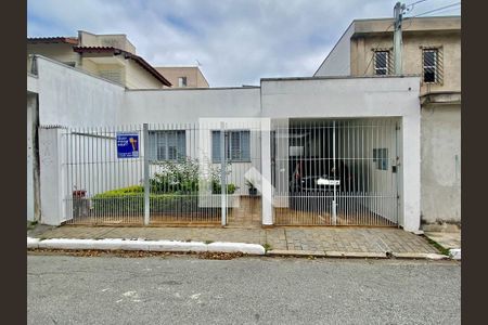Casa para alugar com 200m², 3 quartos e 2 vagasFachada