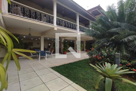 Casa de condomínio à venda com 8000m², 6 quartos e 8 vagas Casa de condomínio à venda com 8000m², 6 quartos e 8 vagas1º Pav - Area Externa