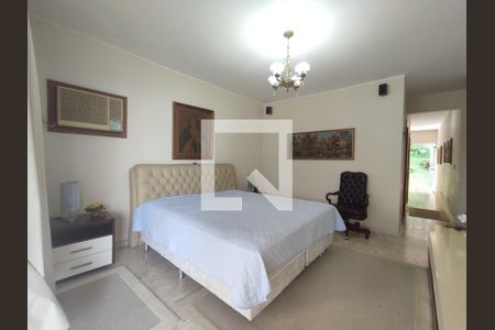 Casa de condomínio à venda com 8000m², 6 quartos e 8 vagas Casa de condomínio à venda com 8000m², 6 quartos e 8 vagas2º Pav - Suite 5