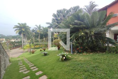 Casa de condomínio à venda com 8000m², 6 quartos e 8 vagas Casa de condomínio à venda com 8000m², 6 quartos e 8 vagas1º Pav - Area Externa