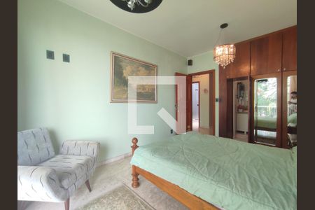 Casa de condomínio à venda com 8000m², 6 quartos e 8 vagas Casa de condomínio à venda com 8000m², 6 quartos e 8 vagas2º Pav - Suite 4