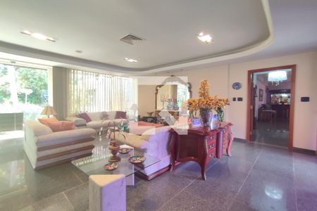 Casa de condomínio à venda com 8000m², 6 quartos e 8 vagas Casa de condomínio à venda com 8000m², 6 quartos e 8 vagas2º Pav - Sala 4