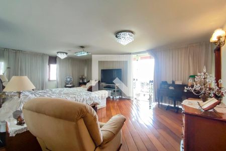 Casa de condomínio à venda com 8000m², 6 quartos e 8 vagas Casa de condomínio à venda com 8000m², 6 quartos e 8 vagas3º Pav - Suite 6