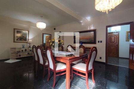 Casa de condomínio à venda com 8000m², 6 quartos e 8 vagas Casa de condomínio à venda com 8000m², 6 quartos e 8 vagas2º Pav - Sala 2