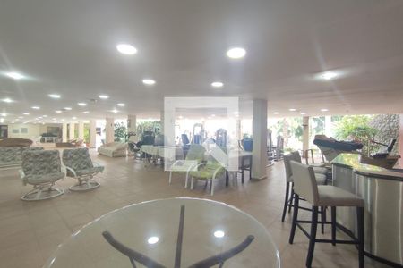 Casa de condomínio à venda com 8000m², 6 quartos e 8 vagas Casa de condomínio à venda com 8000m², 6 quartos e 8 vagas1º Pav - Sala 2 / Área Externa