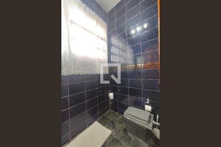 Casa de condomínio à venda com 8000m², 6 quartos e 8 vagas Casa de condomínio à venda com 8000m², 6 quartos e 8 vagas2º Pav - Banheiro Social 2