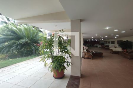 Casa de condomínio à venda com 8000m², 6 quartos e 8 vagas Casa de condomínio à venda com 8000m², 6 quartos e 8 vagas1º Pav - Sala 2 / Área Externa