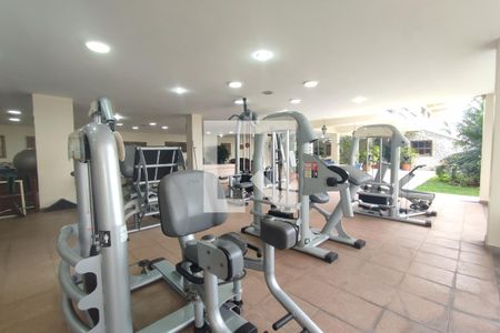 Casa de condomínio à venda com 8000m², 6 quartos e 8 vagas Casa de condomínio à venda com 8000m², 6 quartos e 8 vagas1º Pav - Sala 2 / Área Externa