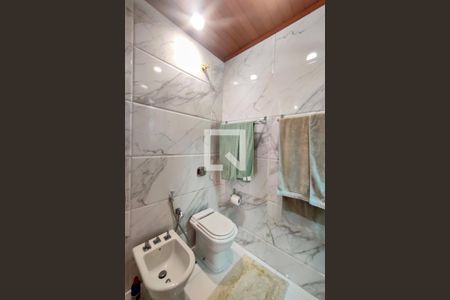 Casa de condomínio à venda com 8000m², 6 quartos e 8 vagas Casa de condomínio à venda com 8000m², 6 quartos e 8 vagas3º Pav - Banheiro da Suite 6