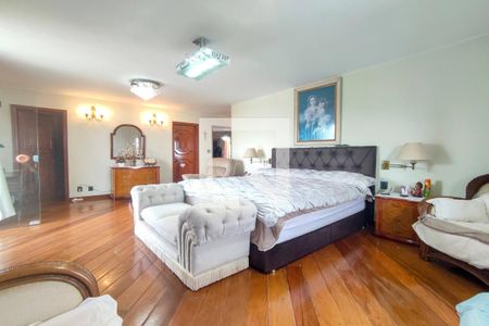 Casa de condomínio à venda com 8000m², 6 quartos e 8 vagas Casa de condomínio à venda com 8000m², 6 quartos e 8 vagas3º Pav - Suite 6