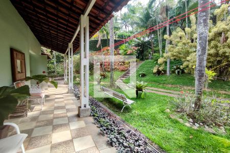 Casa de condomínio à venda com 8000m², 6 quartos e 8 vagas Casa de condomínio à venda com 8000m², 6 quartos e 8 vagasÁrea comum