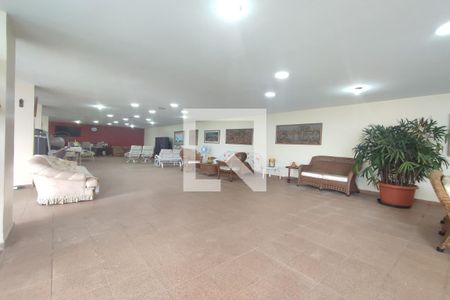 Casa de condomínio à venda com 8000m², 6 quartos e 8 vagas Casa de condomínio à venda com 8000m², 6 quartos e 8 vagas1º Pav - Sala 2 / Área Externa