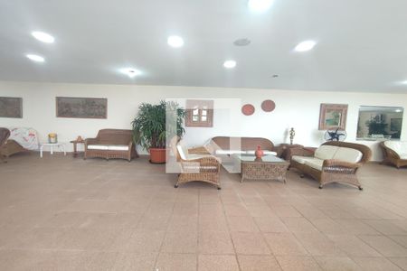 Casa de condomínio à venda com 8000m², 6 quartos e 8 vagas Casa de condomínio à venda com 8000m², 6 quartos e 8 vagas1º Pav - Sala 2 / Área Externa