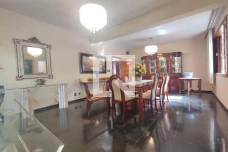 Casa de condomínio à venda com 8000m², 6 quartos e 8 vagas Casa de condomínio à venda com 8000m², 6 quartos e 8 vagas2º Pav - Sala 2