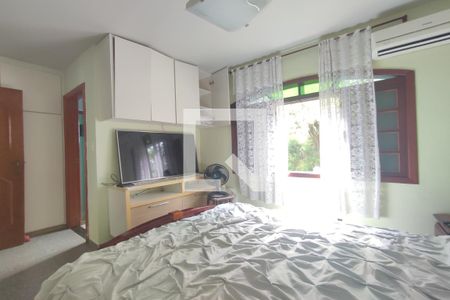 Casa de condomínio à venda com 8000m², 6 quartos e 8 vagas Casa de condomínio à venda com 8000m², 6 quartos e 8 vagas2º Pav - Suite 2