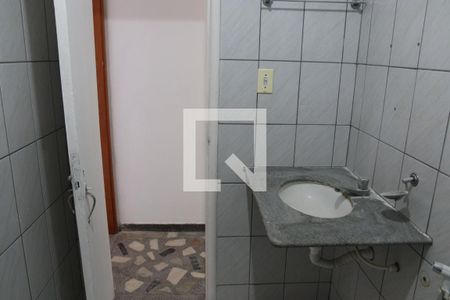 Casa à venda com 300m², 5 quartos e 3 vagasBanheiro 2