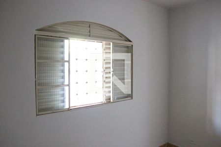 Casa à venda com 300m², 5 quartos e 3 vagasQuarto 1 Casa 2