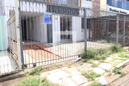Casa à venda com 300m², 5 quartos e 3 vagasFachada/Plaquinha