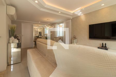 Casa para alugar com 113m², 2 quartos e 2 vagasSala