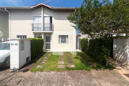 Casa para alugar com 113m², 2 quartos e 2 vagasFachada