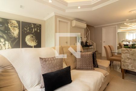 Casa para alugar com 113m², 2 quartos e 2 vagasSala