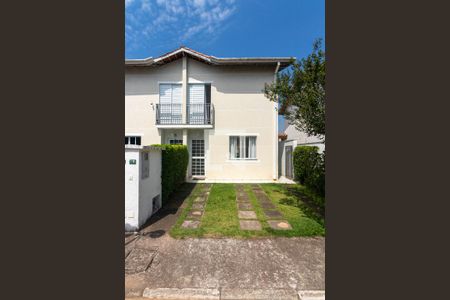 Casa para alugar com 113m², 2 quartos e 2 vagasFachada