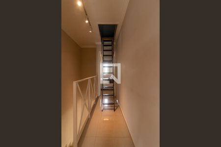 Casa para alugar com 113m², 2 quartos e 2 vagasCorredor