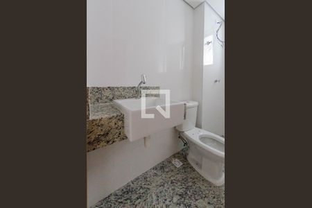 Banheiro de apartamento à venda com 2 quartos, 53m² em Boa Viagem, Belo Horizonte