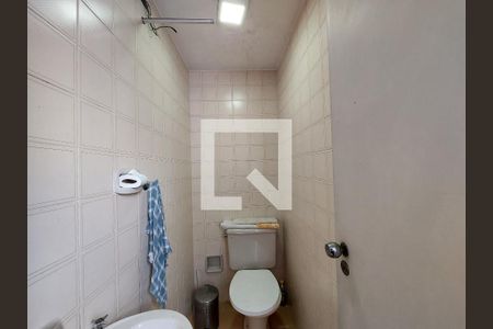 Apartamento à venda com 82m², 3 quartos e 1 vagaBanheiro na Área de Serviço