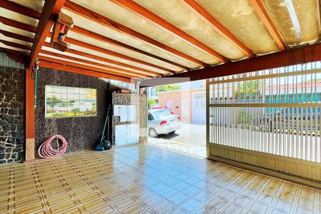Casa à venda com 150m², 4 quartos e 3 vagasGaragem