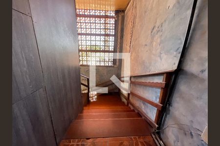 Casa à venda com 500m², 4 quartos e 4 vagasCorredor