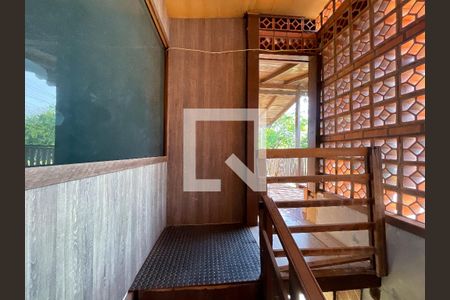 Casa à venda com 500m², 4 quartos e 4 vagasCorredor