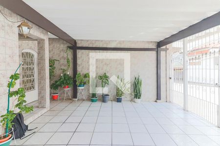 Casa à venda com 138m², 4 quartos e 2 vagasGaragem