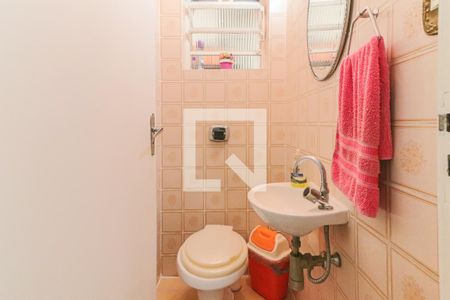 Casa à venda com 138m², 4 quartos e 2 vagasLavabo