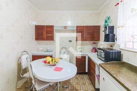 Casa à venda com 138m², 4 quartos e 2 vagasCozinha