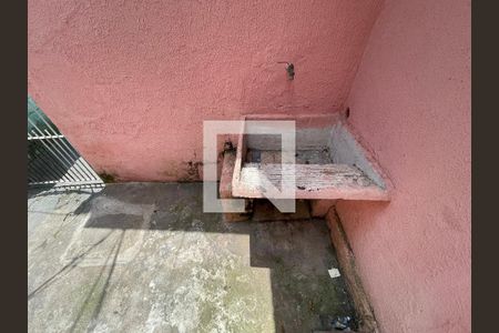 Casa para alugar com 50m², 1 quarto e sem vagaÁrea de Serviço