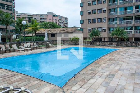 Apartamento à venda com 123m², 3 quartos e 2 vagasÁrea comum - Piscina