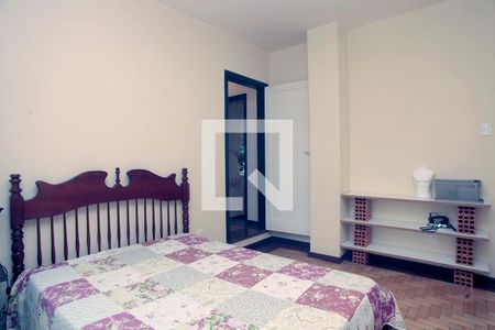 Casa à venda com 420m², 5 quartos e 2 vagasQuarto 2 Suíte Americana