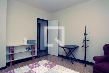 Casa à venda com 420m², 5 quartos e 2 vagasQuarto 2 Suíte Americana