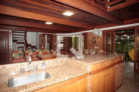 Casa à venda com 420m², 5 quartos e 2 vagasSalão de Festas