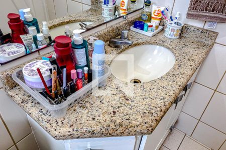 Apartamento à venda com 64m², 2 quartos e 1 vagaBanheiro da Suíte