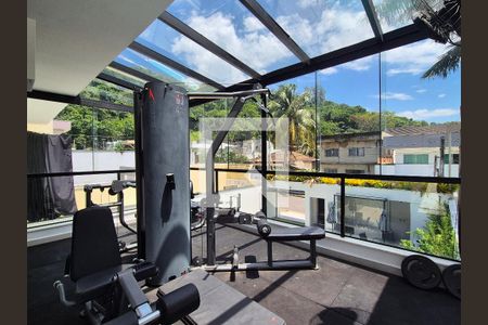 Casa de condomínio à venda com 270m², 2 quartos e 2 vagasVaranda