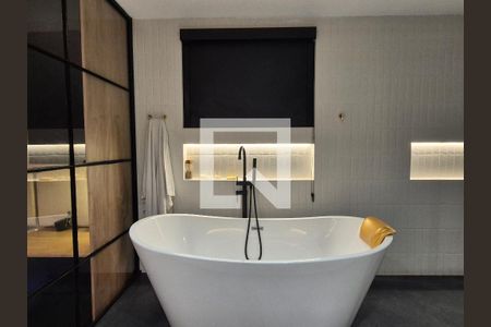 Casa de condomínio à venda com 270m², 2 quartos e 2 vagasBanheiro da Suíte 2